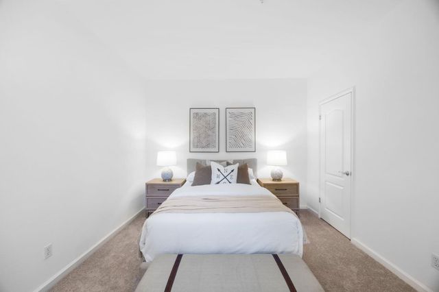 860 Meridian Bay Lane 135, Foster City, CA 94404