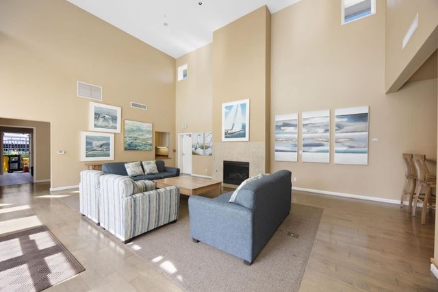 860 Meridian Bay Lane 135, Foster City, CA 94404