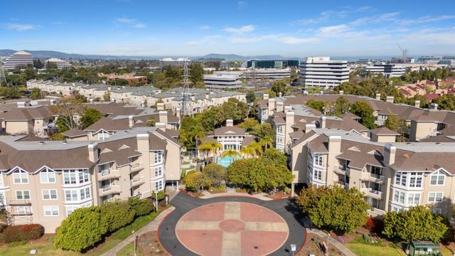 860 Meridian Bay Lane 135, Foster City, CA 94404