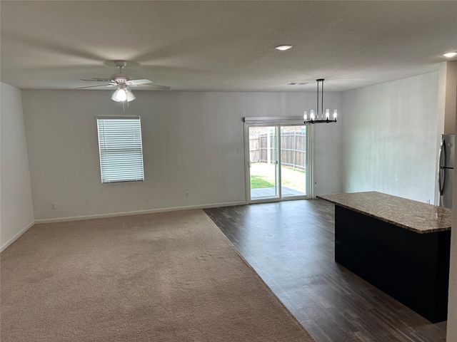 409 Willow Creek Drive, Glenn Heights, TX 75154