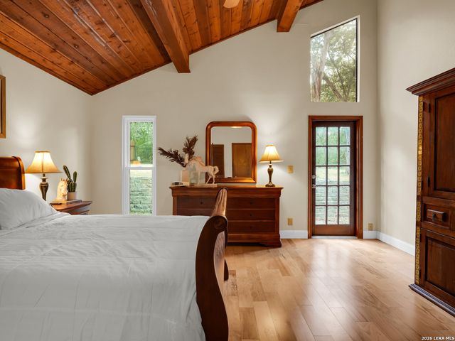 15907 WOLF CREEK ST, San Antonio, TX 78232