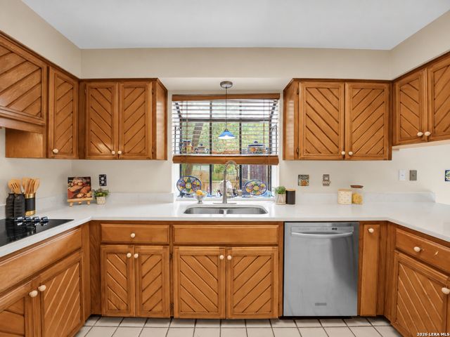 15907 WOLF CREEK ST, San Antonio, TX 78232