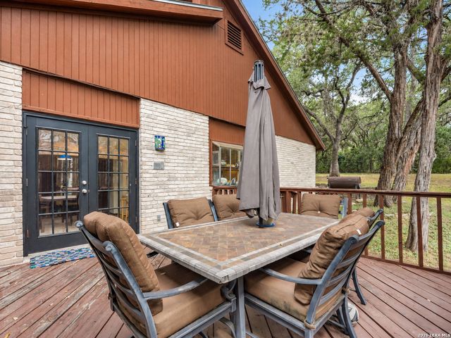 15907 WOLF CREEK ST, San Antonio, TX 78232