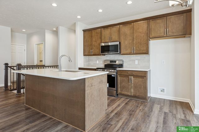 12958 S 50th Street, Bellevue, NE 68133