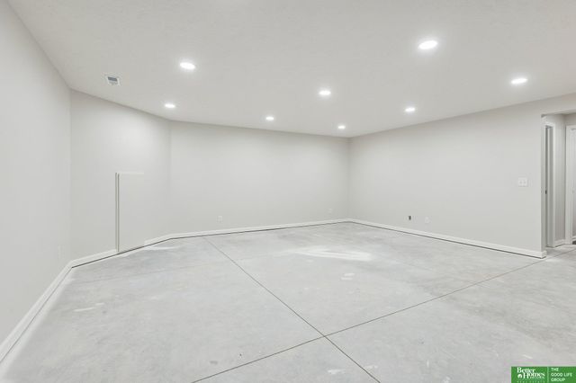 12958 S 50th Street, Bellevue, NE 68133