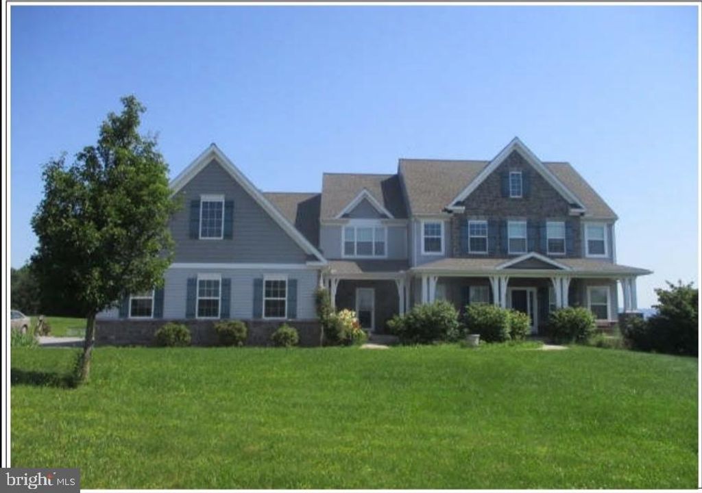 150 HUNTERS CHASE, Etters, PA 17319