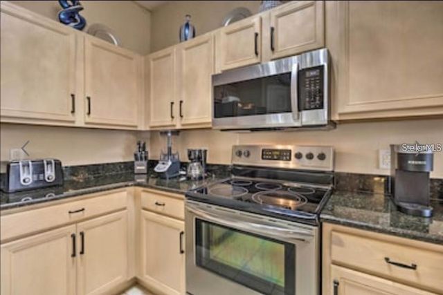 214 TUPELO CIRCLE, Davenport, FL 33897