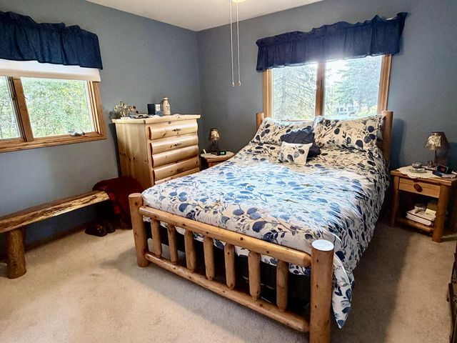 1326 Orchard TERRACE, Oconomowoc, WI 53066