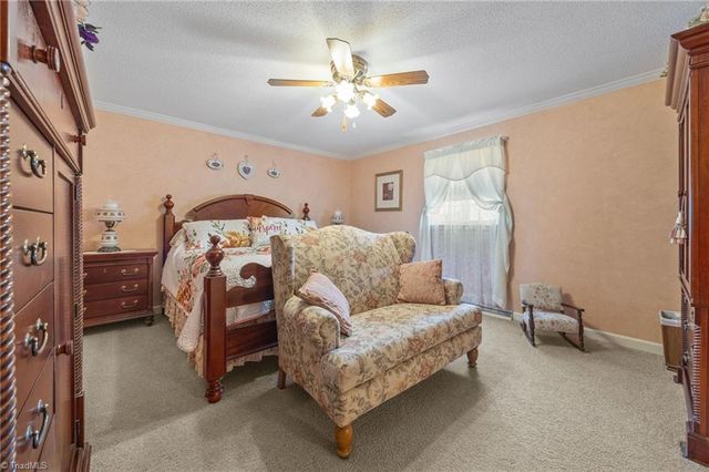 6262 Nc Highway 109, High Point, NC 27265