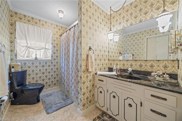 6262 Nc Highway 109, High Point, NC 27265