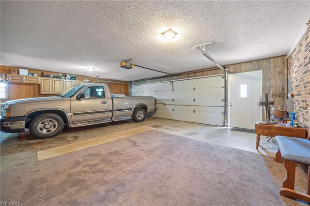 6262 Nc Highway 109, High Point, NC 27265