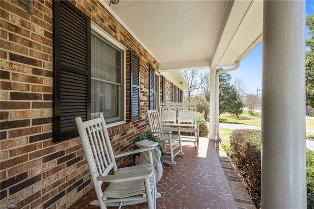 6262 Nc Highway 109, High Point, NC 27265