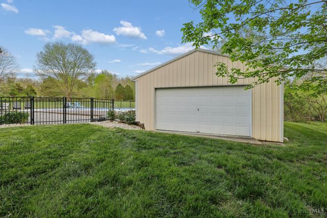 7 Cherokee Trail, Monroe Twp, OH 45157
