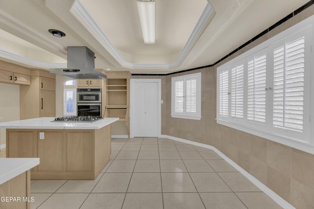 12073 Paseo De Amor Lane, El Paso, TX 79936