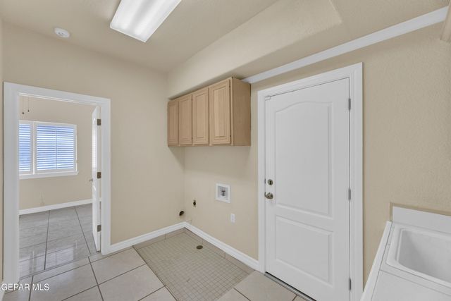 12073 Paseo De Amor Lane, El Paso, TX 79936