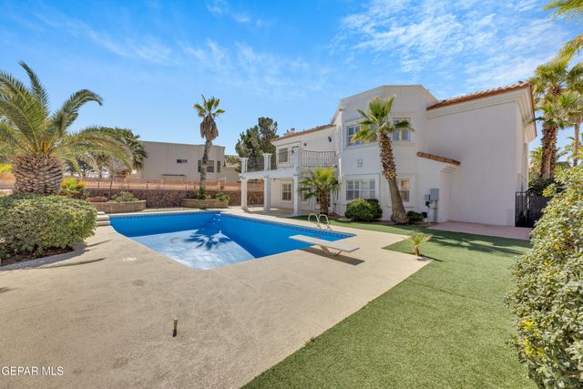 12073 Paseo De Amor Lane, El Paso, TX 79936