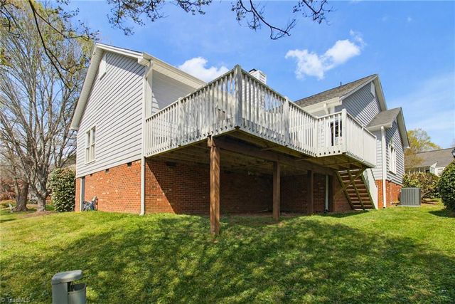 2229 King George Court, Winston-salem, NC 27103