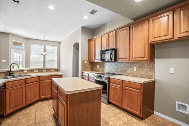 141 Shumard Drive, Aledo, TX 76008
