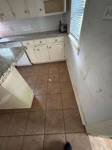 3202 Melbourne Street, Houston, TX 77026