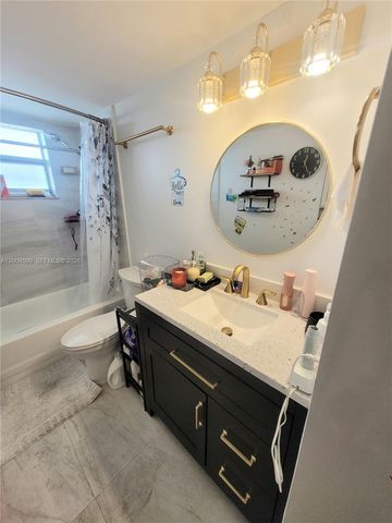 1780 NE 191st St 611-2, Miami, FL 33179