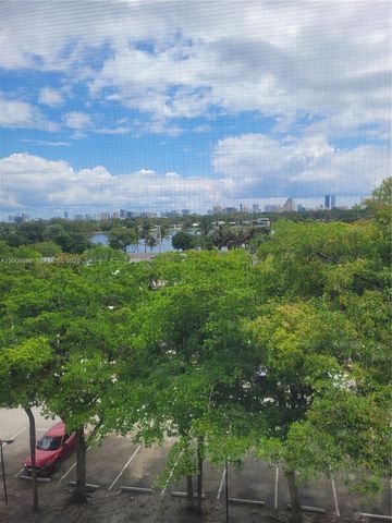 1780 NE 191st St 611-2, Miami, FL 33179