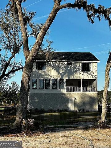 1952 Sanctuary Wynd, Waverly, GA 31565