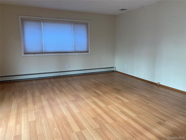 19 Cascade Lake Road, Warwick, NY 10990