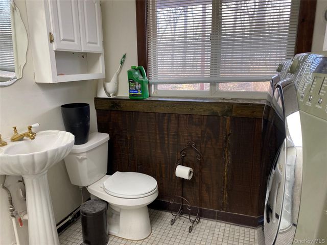 19 Cascade Lake Road, Warwick, NY 10990