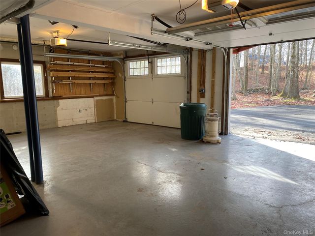 19 Cascade Lake Road, Warwick, NY 10990