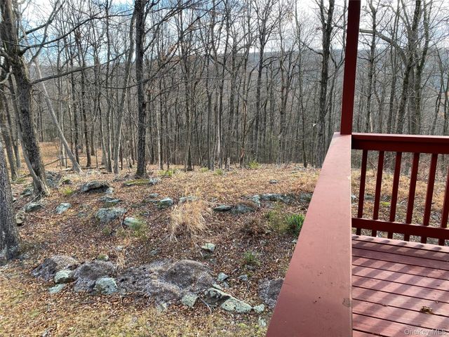 19 Cascade Lake Road, Warwick, NY 10990