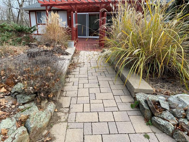 19 Cascade Lake Road, Warwick, NY 10990