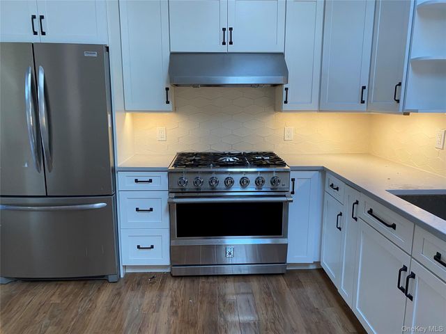 19 Cascade Lake Road, Warwick, NY 10990