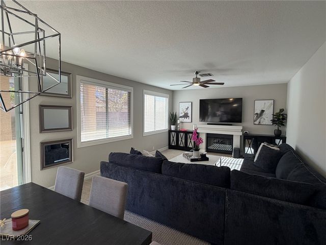 1555 Darryl Avenue, Las Vegas, NV 89123