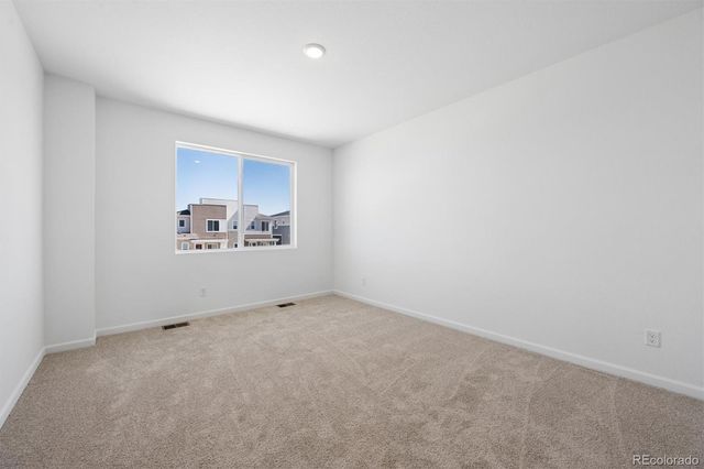 6607 N Nepal Court, Aurora, CO 80019