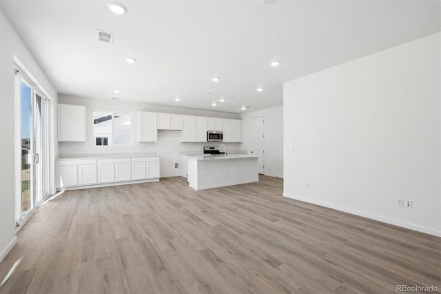 6607 N Nepal Court, Aurora, CO 80019