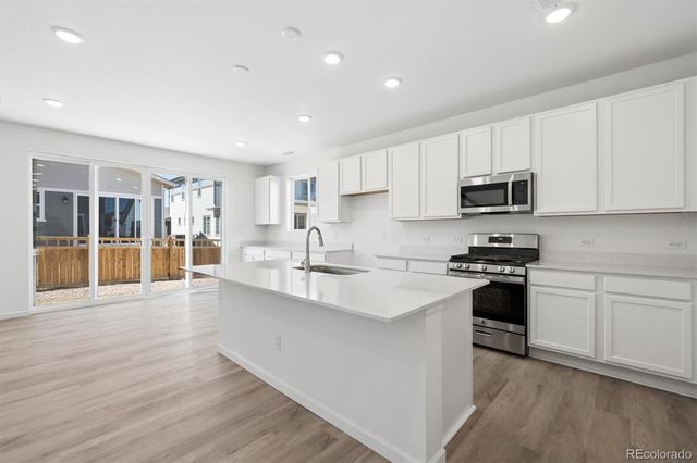 6607 N Nepal Court, Aurora, CO 80019