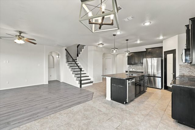 1025 Doe Meadow Drive, Fort Worth, TX 76028