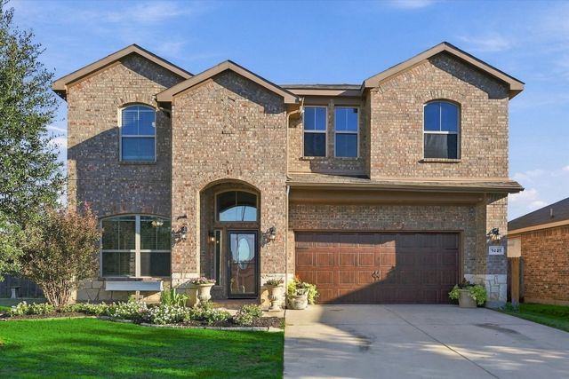 1025 Doe Meadow Drive, Fort Worth, TX 76028