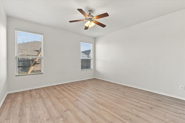1025 Doe Meadow Drive, Fort Worth, TX 76028