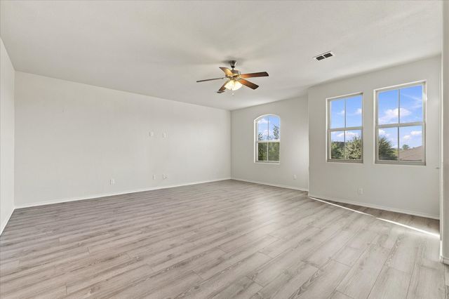 1025 Doe Meadow Drive, Fort Worth, TX 76028