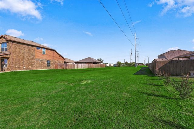 1025 Doe Meadow Drive, Fort Worth, TX 76028