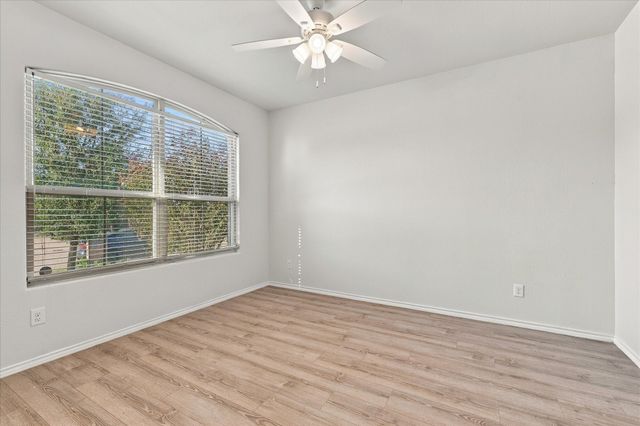 1025 Doe Meadow Drive, Fort Worth, TX 76028