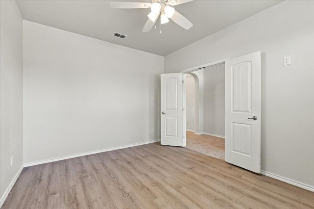 1025 Doe Meadow Drive, Fort Worth, TX 76028