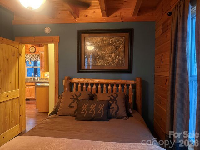 476 Double Eagle Drive, Nebo, NC 28761