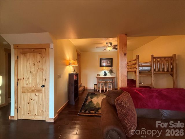 476 Double Eagle Drive, Nebo, NC 28761