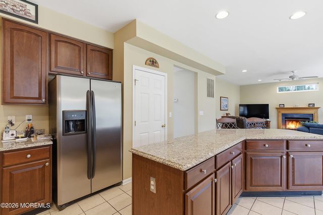 27 Penn Place, Forked River, NJ 08731