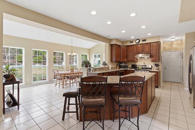 27 Penn Place, Forked River, NJ 08731