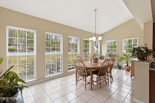 27 Penn Place, Forked River, NJ 08731