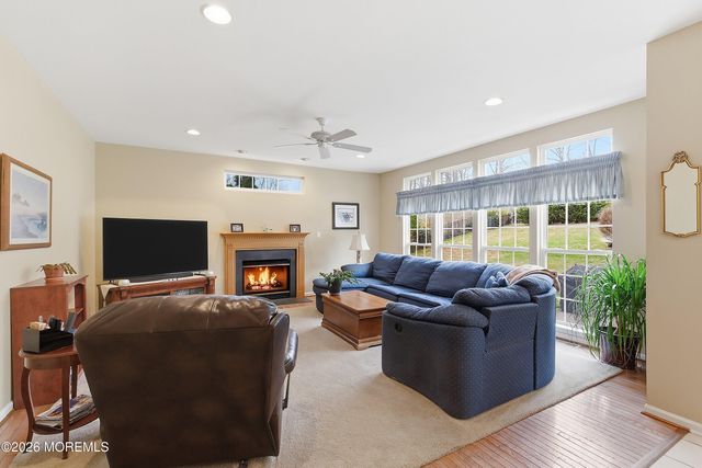 27 Penn Place, Forked River, NJ 08731