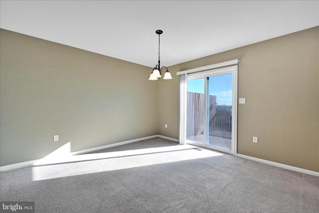 194 EAGLE DR, Ephrata, PA 17522